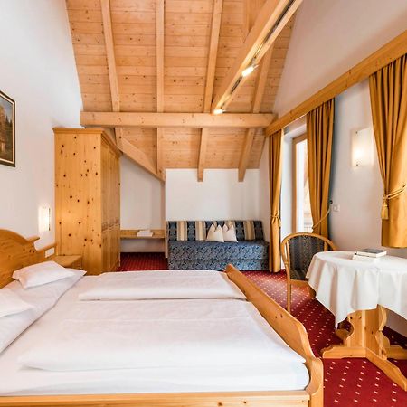 B&B Hotel Alpenrose Rooms & Apartments Вальес Экстерьер фото