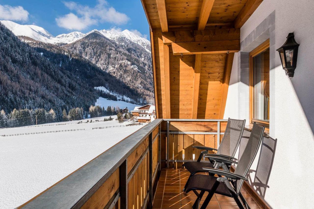 B&B Hotel Alpenrose Rooms & Apartments Вальес Экстерьер фото